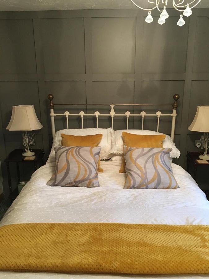 The Elms Bed and Breakfast East Harling Eksteriør billede